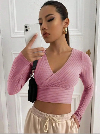 Women'S Y2K Plain Wrap V Neck Crop Tee, Fashion Casual Basic Long Sleeve Ribbed Slim-Fitting T-Shirt for Spring & Fall, T Shirts for Women, Women'S Clothing Birthday Gifts