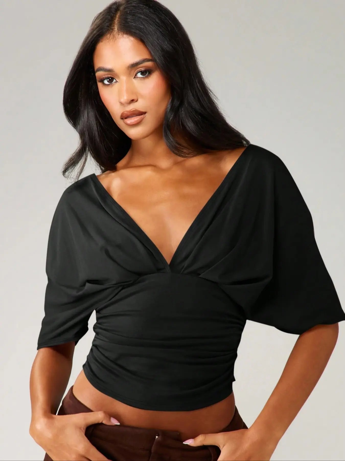 Women'S Fashionable Comfortable Casual Bodycon Fitted T-Shirt, V-Neck Backless Slimming Top, Plain Surface, All Seasons Apparel